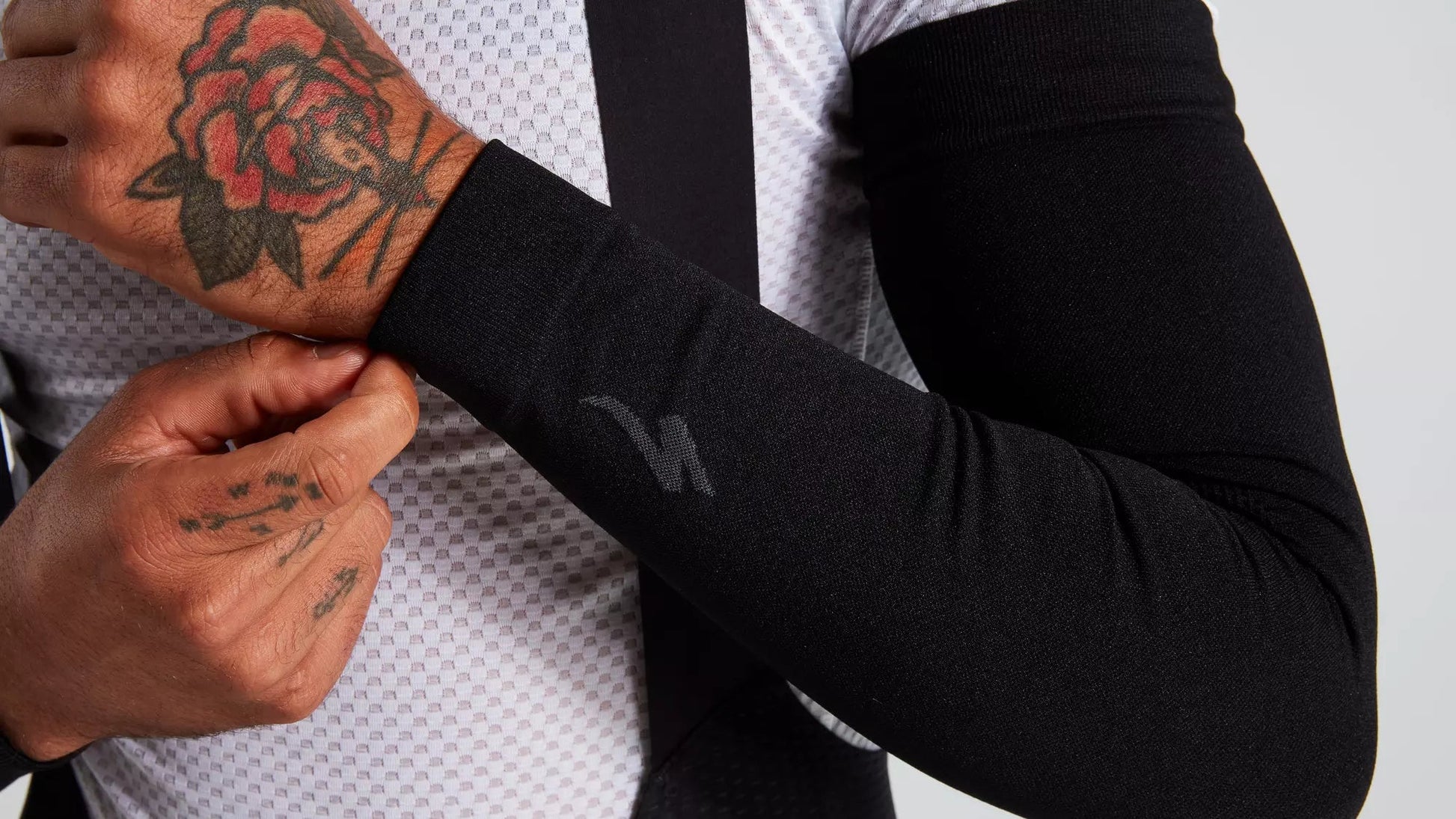 Seamless UV Arm Covers SPECIALIZED