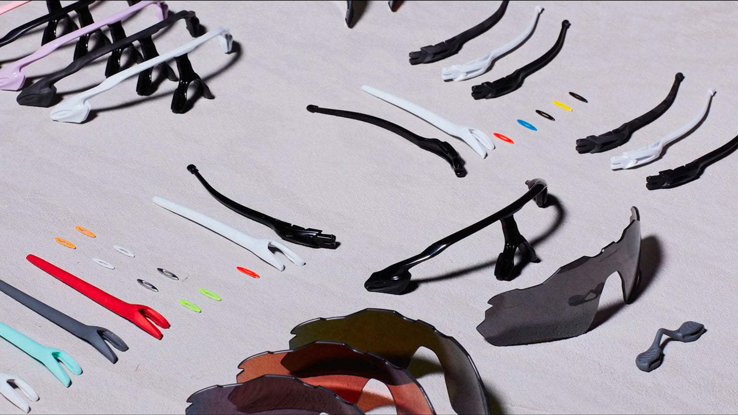 Oakley Custom(In-Store Only)