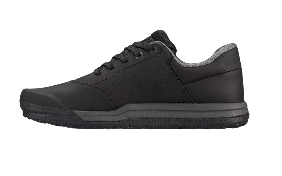 2FO Roost Flat Synthetic Shoe SPECIALIZED